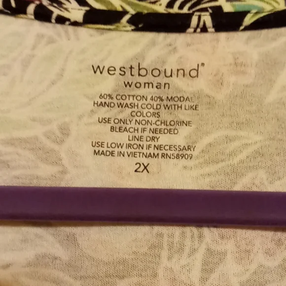 Women's Top - Picture 4 of 4